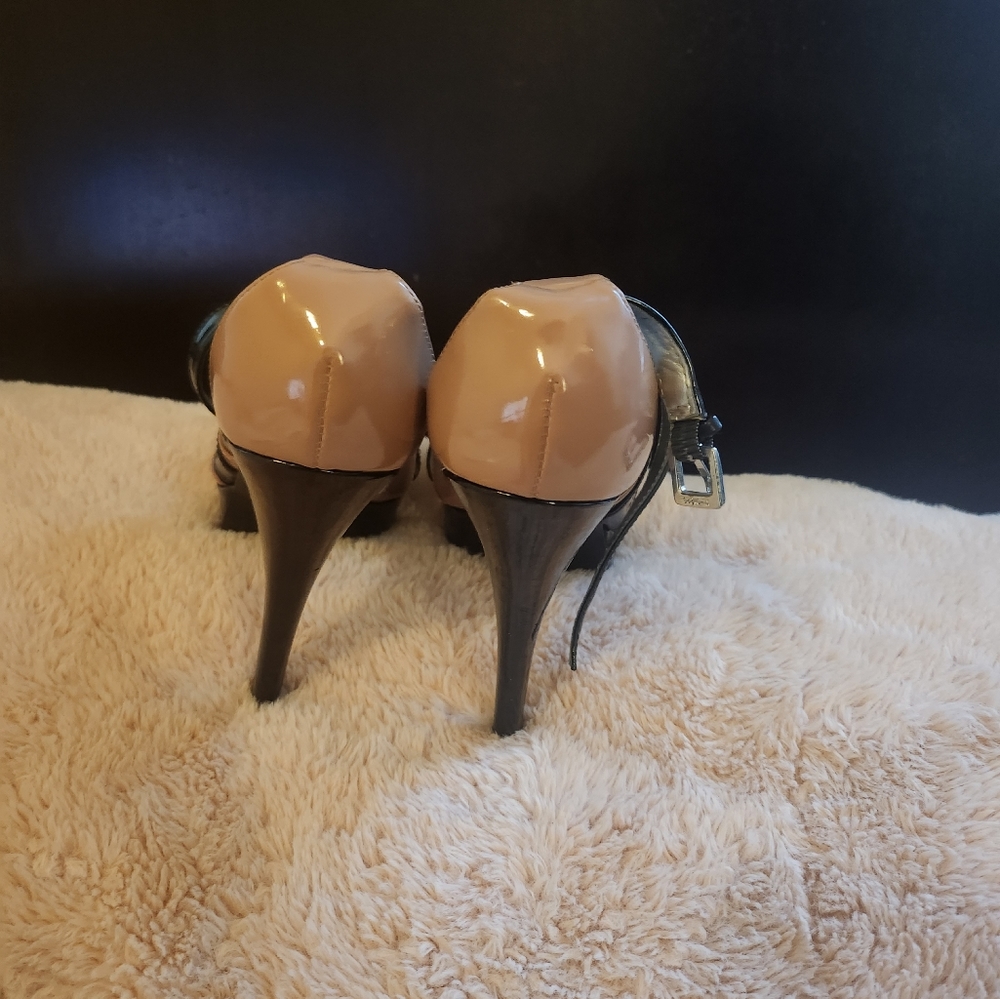 Shoes - Picture 2 of 3